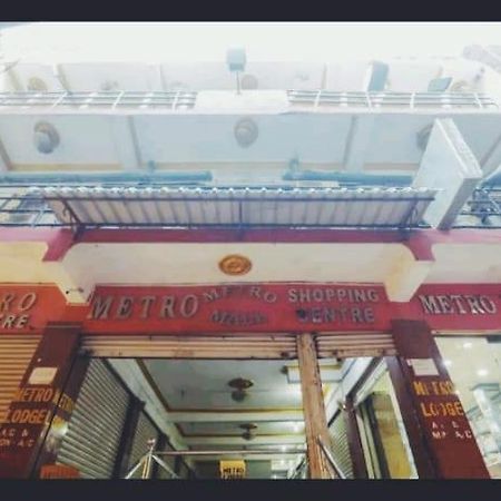 Metro Lodge Haiderabad Buitenkant foto