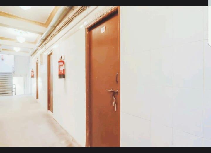 Metro Lodge Haiderabad Buitenkant foto